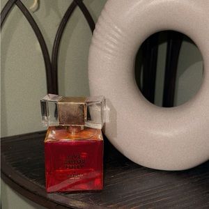 kate spade new york ‘live colorfully’